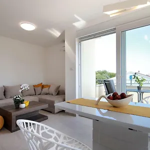 Apartment Judita
